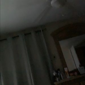 Meet your Posher, Tesia